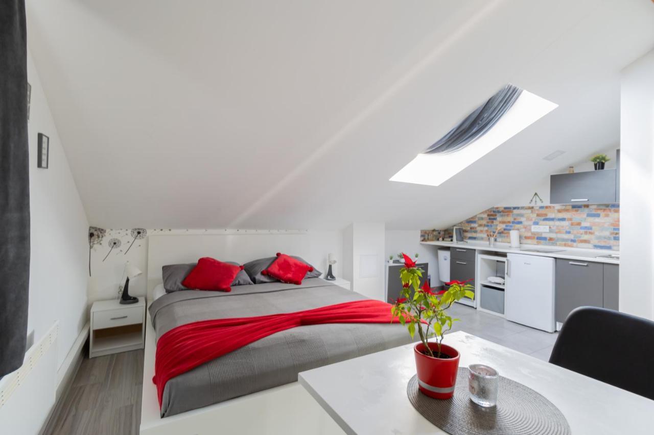 Hill Apartman - Maksimir Rebro Zagreb Exteriör bild