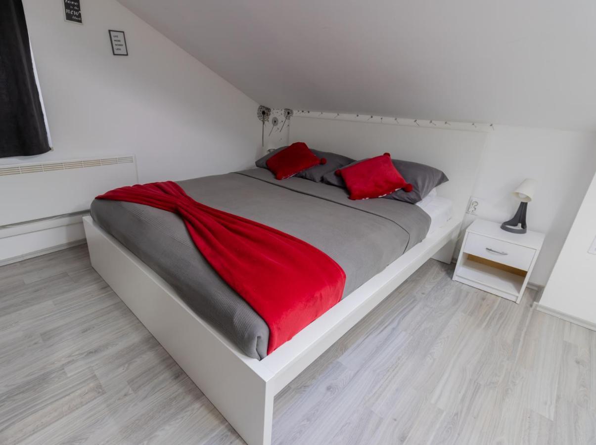 Hill Apartman - Maksimir Rebro Zagreb Exteriör bild
