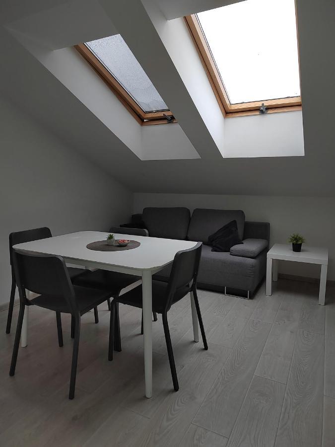 Hill Apartman - Maksimir Rebro Zagreb Exteriör bild