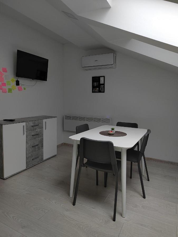 Hill Apartman - Maksimir Rebro Zagreb Exteriör bild